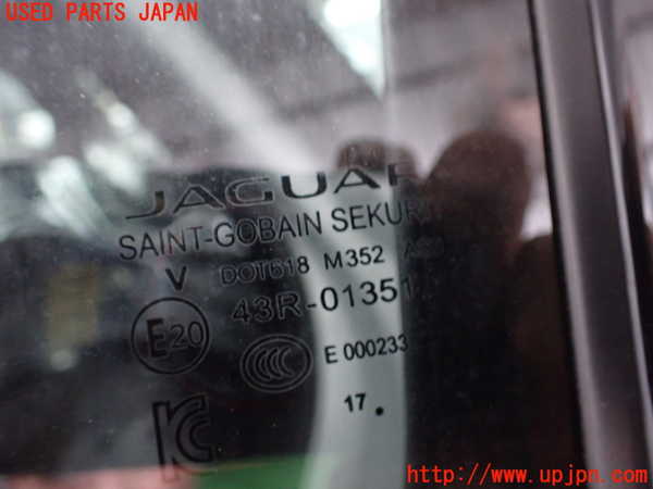 2UPJ-9241111320]ジャガー・Eペイス(DF2NA)左後ドア 中古 SAINT-GOBAIN SEKURIT M352 43R-01351_2