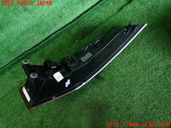 2UPJ-9241111536]ジャガー・Eペイス(DF2NA)左テールランプ 中古_2