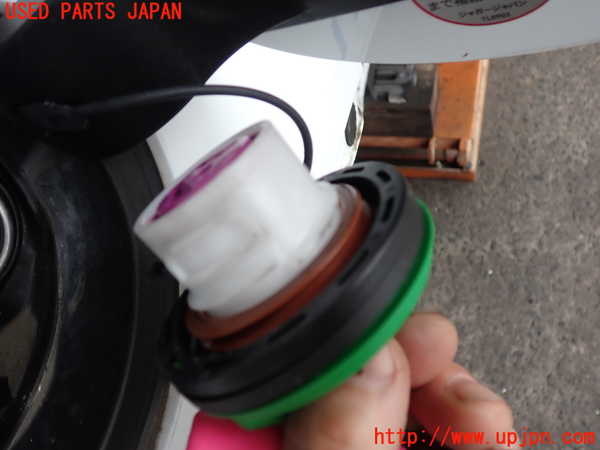 2UPJ-9241111690]ジャガー・Eペイス(DF2NA)フューエルリッド 中古_3
