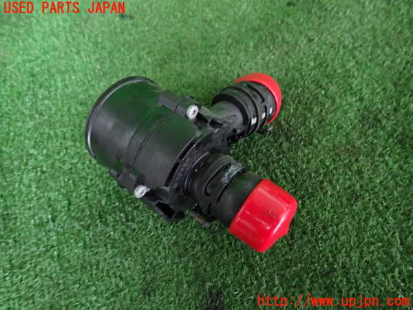 2UPJ-9241112110]ジャガー・Eペイス(DF2NA)ウォーターポンプ 中古_2