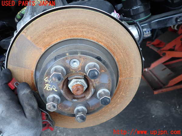 2UPJ-9241114300]ジャガー・Eペイス(DF2NA)右リアナックルハブ 中古_2