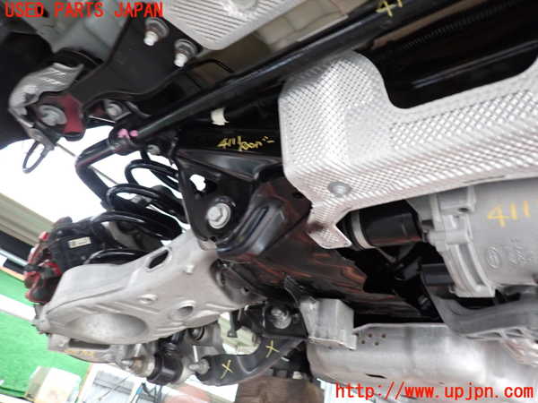 2UPJ-9241115295]ジャガー・Eペイス(DF2NA)リアメンバー 中古_2