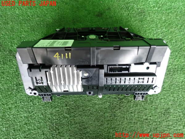 2UPJ-9241116170]ジャガー・Eペイス(DF2NA)スピードメーター 中古_2