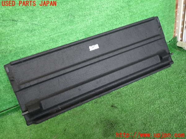 2UPJ-9241117761]ジャガー・Eペイス(DF2NA)トノカバー1 中古_2