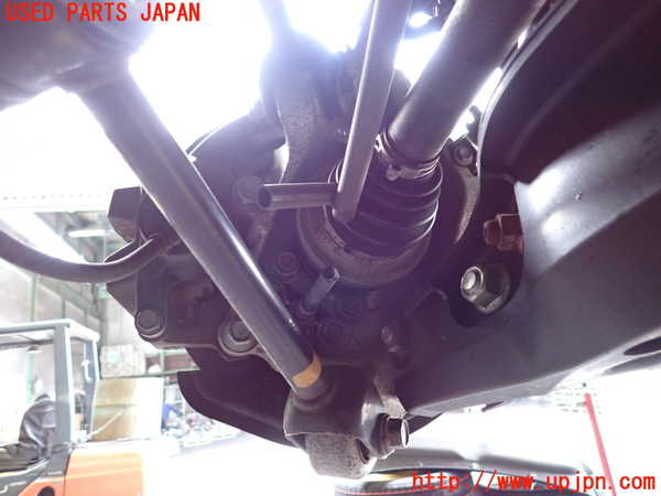2UPJ-9241124300]レクサス・GS250(GRL11)右リアナックルハブ 中古_2