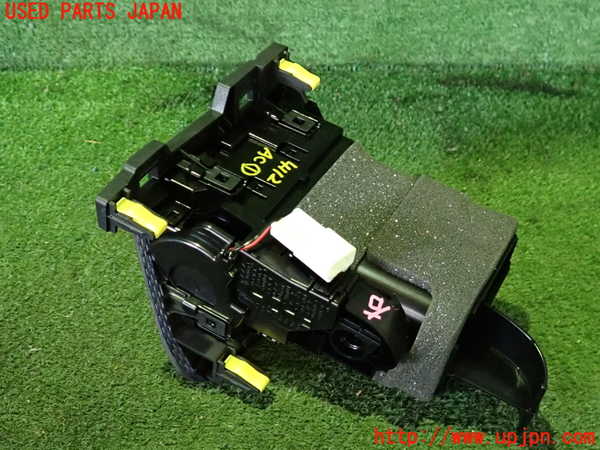2UPJ-9241127526]レクサス・GS250(GRL11)エアコン吹き出し口1 中古_4