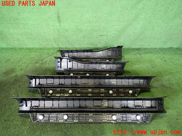 2UPJ-9241127740]レクサス・GS250(GRL11)スカッフプレート 中古_2