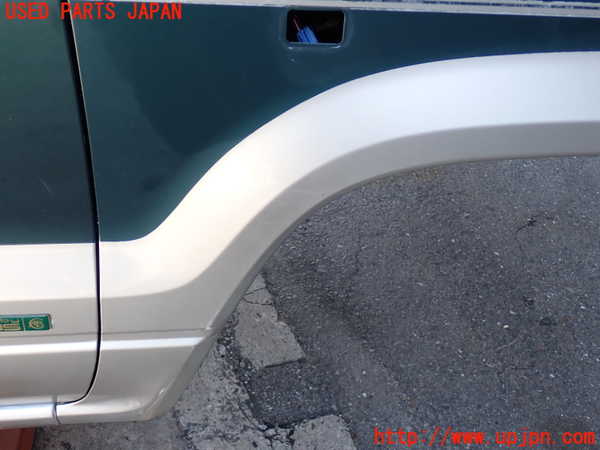 2UPJ-9241131080]ビッグホーン(UBS73GW)右前フェンダー 中古_4