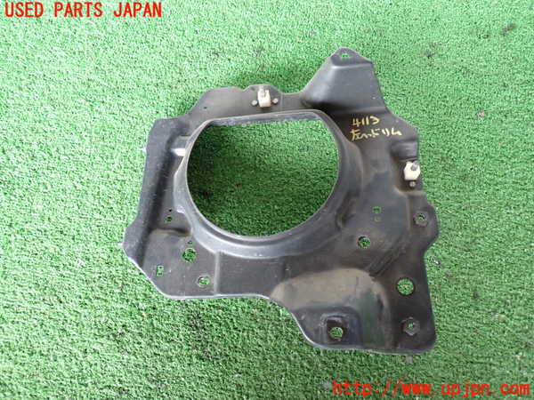 2UPJ-9241131142]ビッグホーン(UBS73GW)左ヘッドライトリム 中古_2