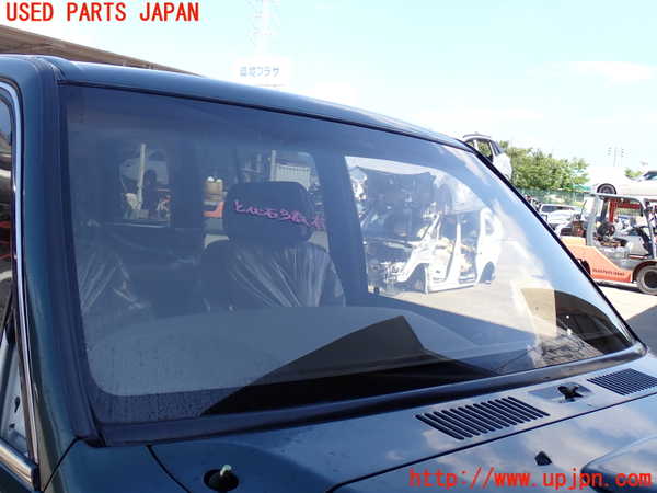 2UPJ-9241131195]ビッグホーン(UBS73GW)フロントガラス 中古_2