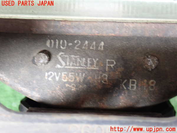 2UPJ-9241131180]ビッグホーン(UBS73GW)右フォグ 中古_3