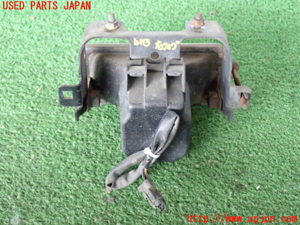 2UPJ-9241131180]ビッグホーン(UBS73GW)右フォグ 中古_4