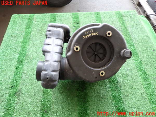 2UPJ-9241132560]ビッグホーン(UBS73GW)エアクリーナーボックス 中古_4