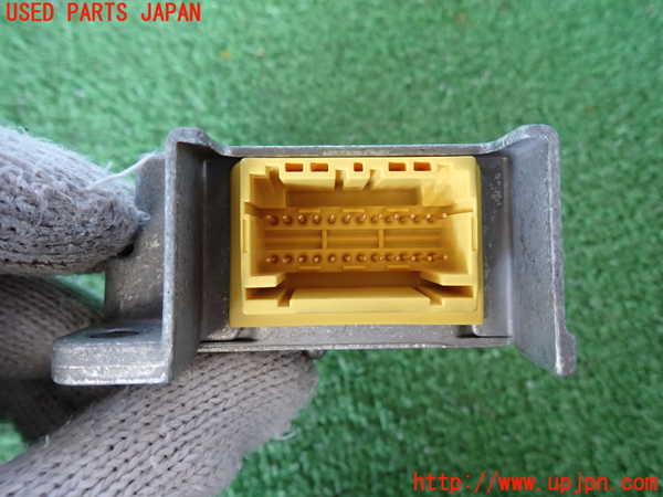 2UPJ-9241136145]ビッグホーン(UBS73GW)エアバッグコンピューター 中古 (8093526690)_2
