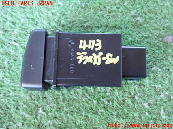 2UPJ-9241136300]ビッグホーン(UBS73GW)デフォッガースイッチ 中古_2