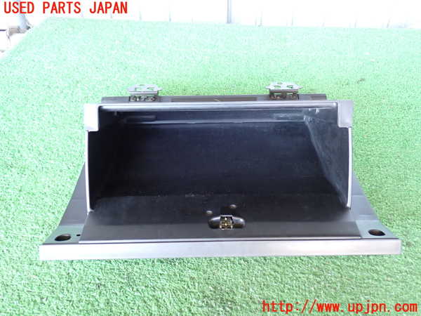 2UPJ-9241137516]ビッグホーン(UBS73GW)グローブボックス1 中古_2