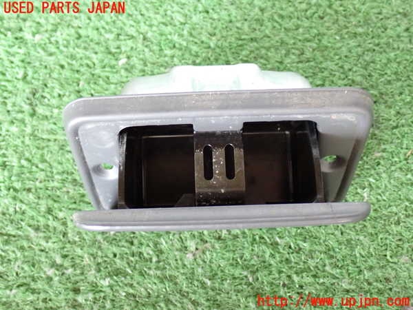 2UPJ-9241137822]ビッグホーン(UBS73GW)灰皿2 中古_2