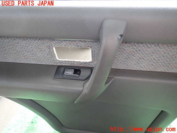 2UPJ-9241131324]ビッグホーン(UBS73GW)左後ドア内張り 中古_4