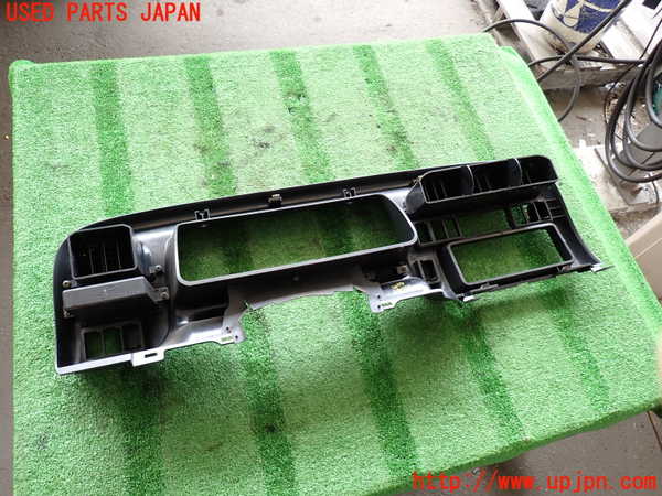2UPJ-9241137510]ビッグホーン(UBS73GW)メーターフード 中古_5