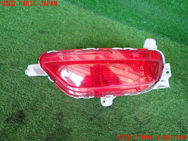 2UPJ-9241141154]CX-5(KF2P)右リアコーナーランプ 中古_1
