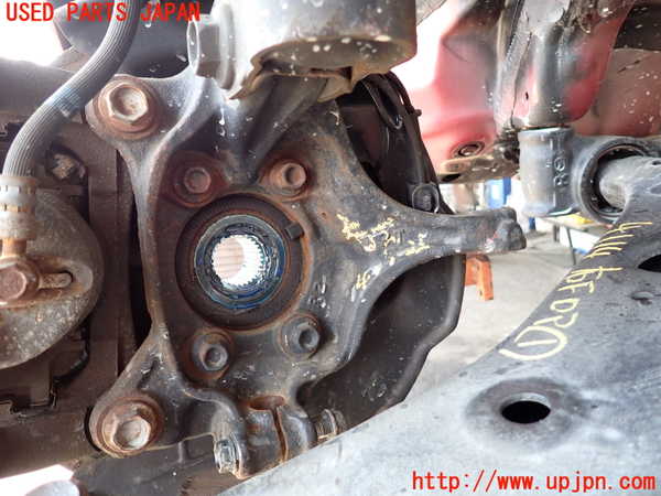 2UPJ-9241144290]CX-5(KF2P)右フロントナックルハブ 中古_2