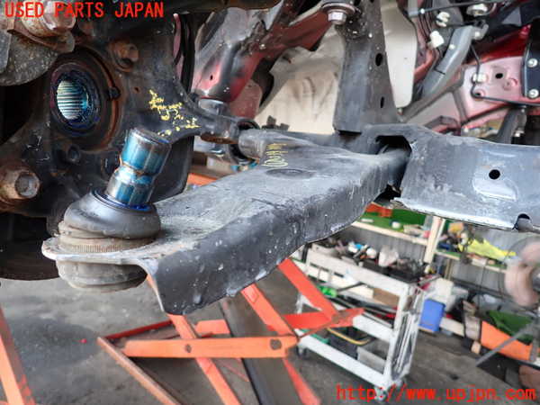2UPJ-9241145176]CX-5(KF2P)右フロントロアアーム1 中古_2