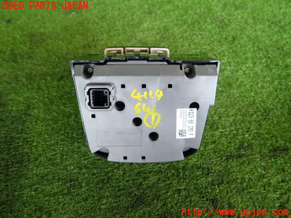 2UPJ-9241146306]CX-5(KF2P)スイッチ1(ナビ操作) 中古_2
