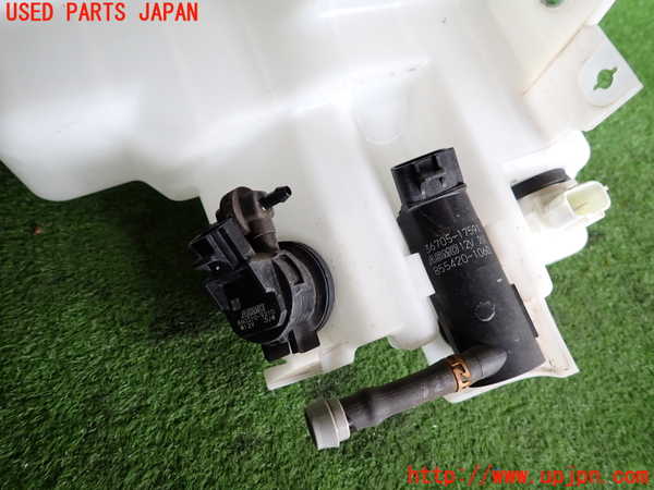 2UPJ-9241146791]CX-5(KF2P)ウォッシャータンク1 中古_4