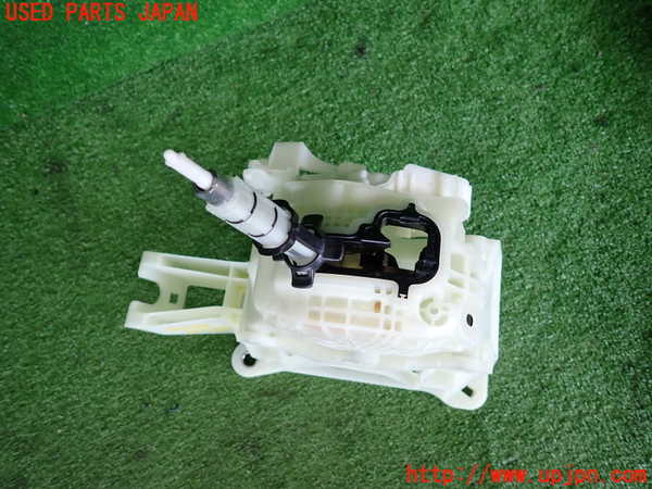 2UPJ-9241147555]CX-5(KF2P)ATシフトレバー 中古_2