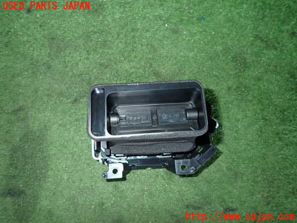 2UPJ-9241147526]CX-5(KF2P)エアコン吹き出し口1(右) 中古_3