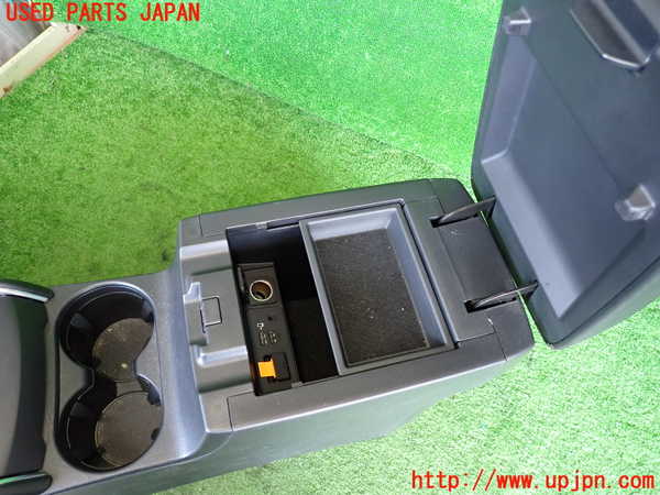 2UPJ-9241147540]CX-5(KF2P)センターコンソール 中古_3