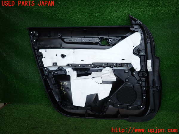 2UPJ-9241141234]CX-5(KF2P)右前ドア内張り 中古_2
