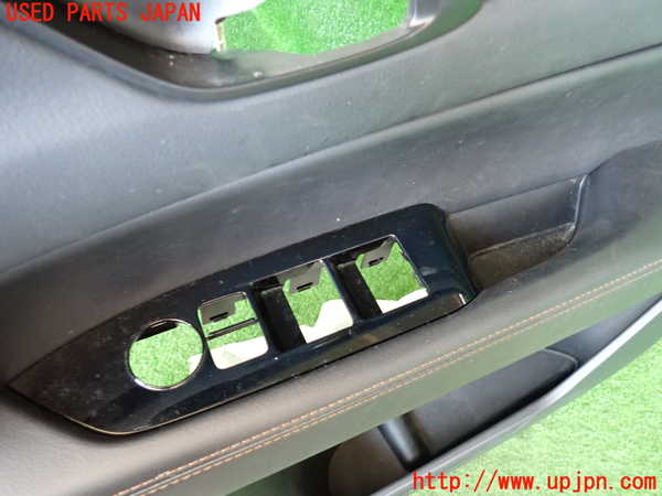 2UPJ-9241141234]CX-5(KF2P)右前ドア内張り 中古_4