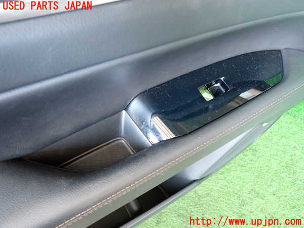 2UPJ-9241141264]CX-5(KF2P)左前ドア内張り 中古_4
