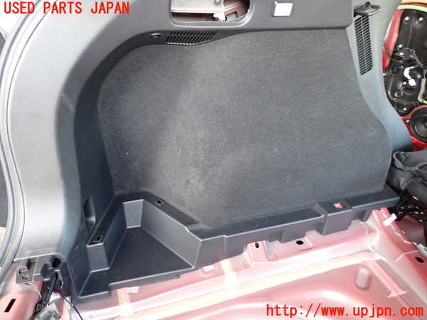 2UPJ-9241147680]CX-5(KF2P)左リアピラートリム 中古_5