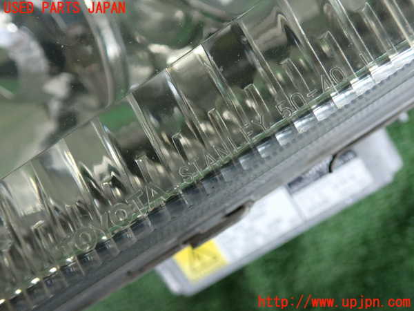 2UPJ-9241151132]セルシオ(UCF21)左ヘッドライト HID 中古_4
