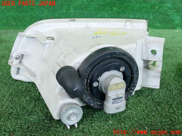 2UPJ-9241151180]セルシオ(UCF21)右フォグ 中古_2
