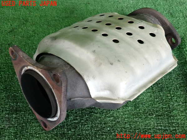 2UPJ-9241152662]セルシオ(UCF21)触媒2 中古 (左側)_2