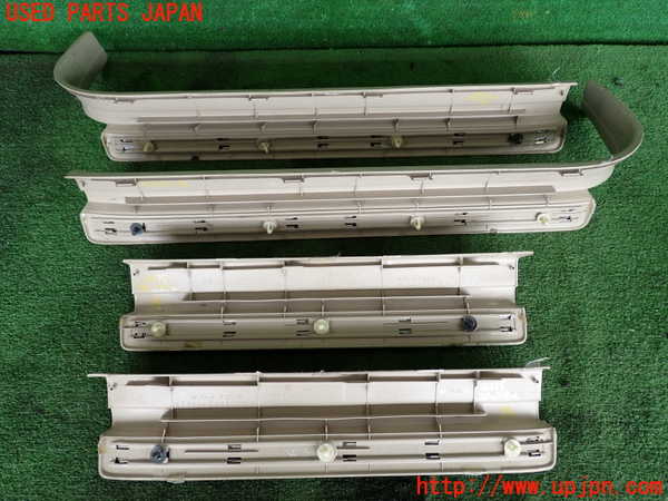 2UPJ-9241157740]セルシオ(UCF21)スカッフプレート 中古_2