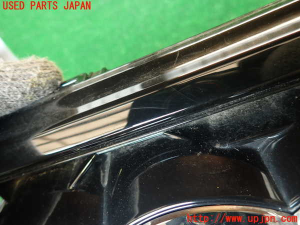 2UPJ-9241161050]アウディ・A7 スポーツバック(4GCGWC)ラジエターグリル 中古_4