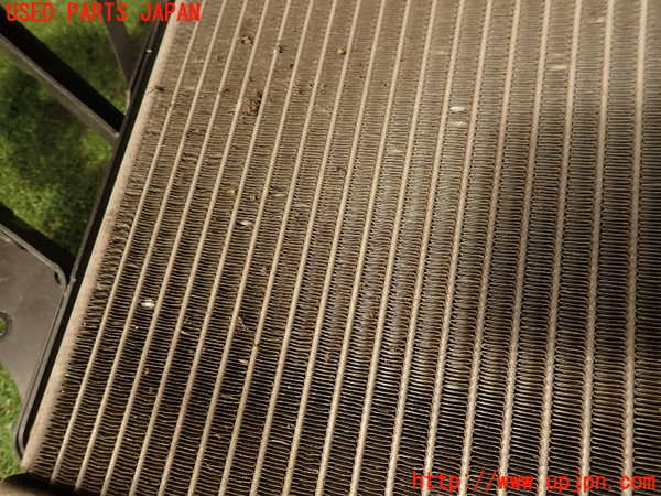 2UPJ-9241162323]アウディ・A7 スポーツバック(4GCGWC)ラジエーター3 中古_2
