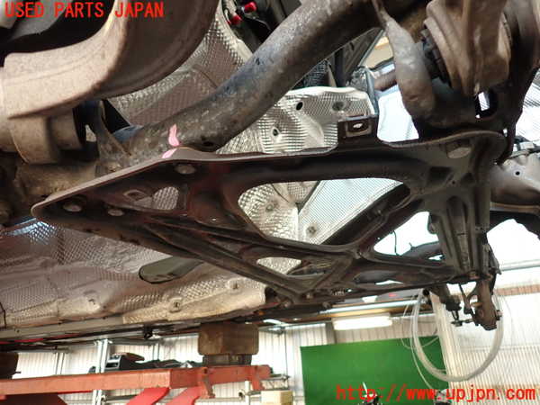 2UPJ-9241165285]アウディ・A7 スポーツバック(4GCGWC)フロントメンバー 中古_4
