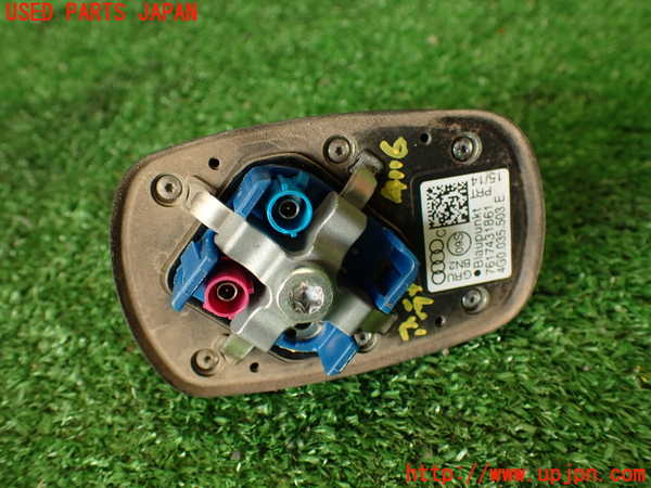 2UPJ-9241166550]アウディ・A7 スポーツバック(4GCGWC)アンテナ 中古_3