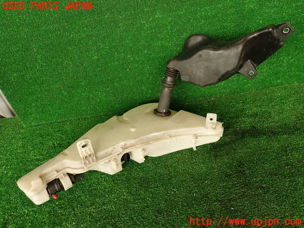 2UPJ-9241166791]アウディ・A7 スポーツバック(4GCGWC)ウォッシャータンク1 中古_2