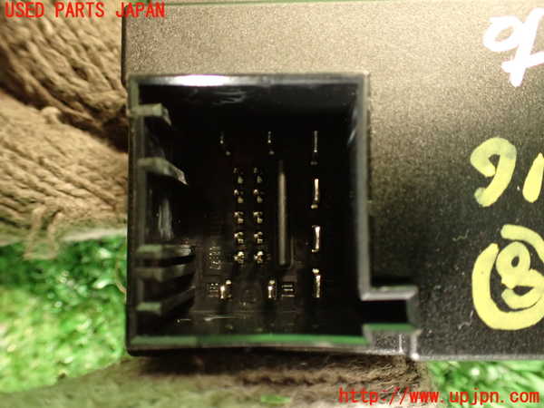 2UPJ-9241166153]アウディ・A7 スポーツバック(4GCGWC)コンピューター8 中古 4G8959252_3