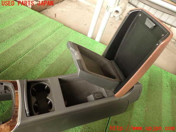 2UPJ-9241167540]アウディ・A7 スポーツバック(4GCGWC)センターコンソール 中古_4