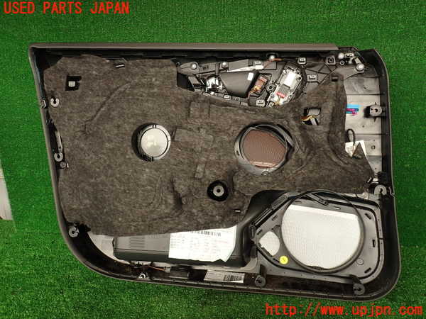 2UPJ-9241161234]アウディ・A7 スポーツバック(4GCGWC)右前ドア内張り 中古_5