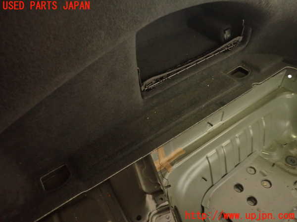 2UPJ-9241167675]アウディ・A7 スポーツバック(4GCGWC)右リアピラートリム 中古_3