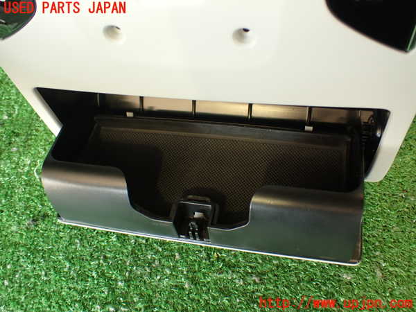 2UPJ-9241166411]アウディ・A7 スポーツバック(4GCGWC)ルームランプ1(1列目真中) 中古_3
