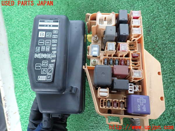 2UPJ-9241176741]スターレット(EP91)ヒューズボックス1(EGルーム内助手席側) 中古_3